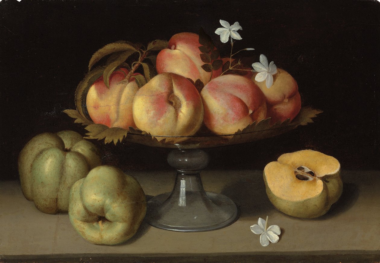 Perziken in een glazen kom, appels en jasmijnbloemen door Galizia Fede