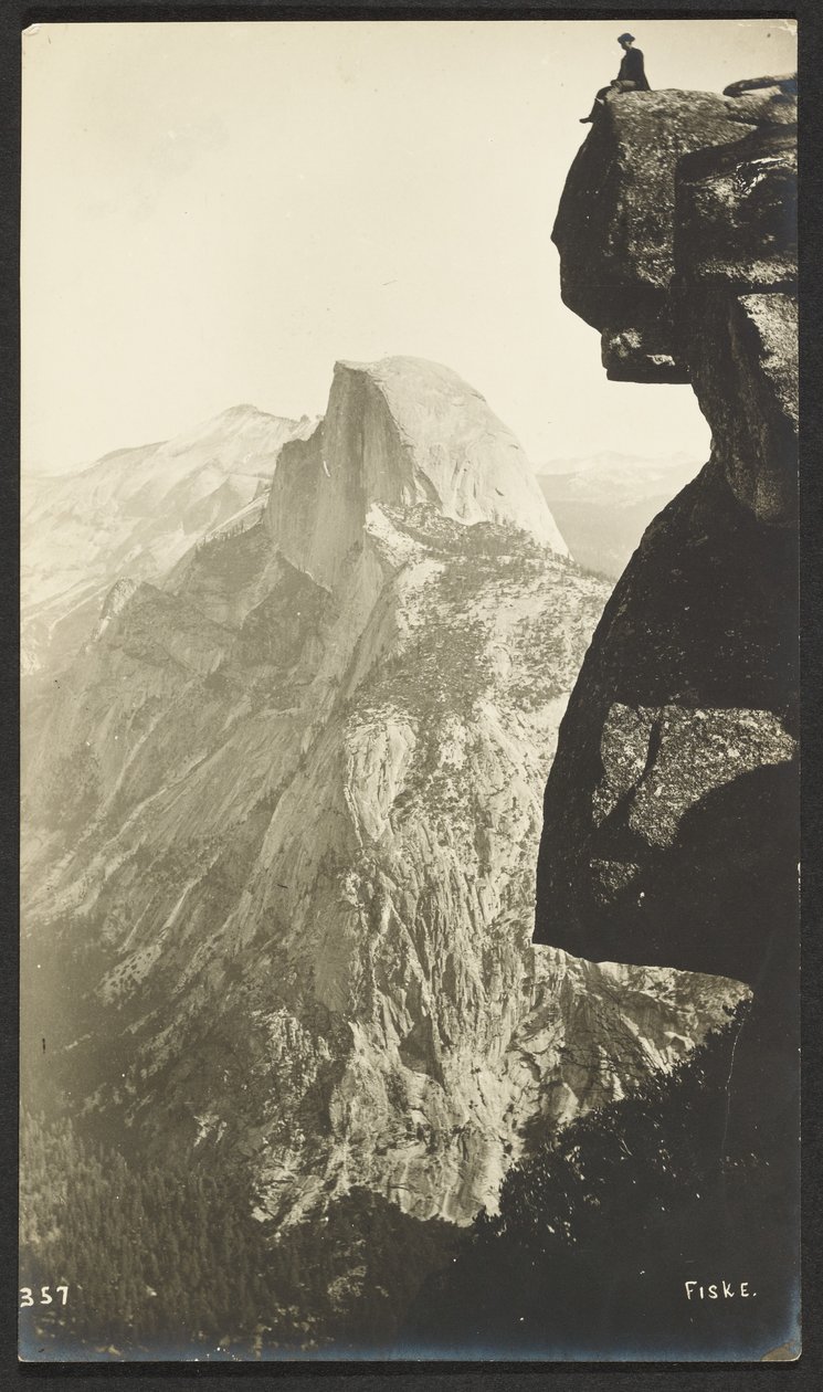 Glacier Point (3200 voet) en Half Dome (5000 voet) door George Fiske