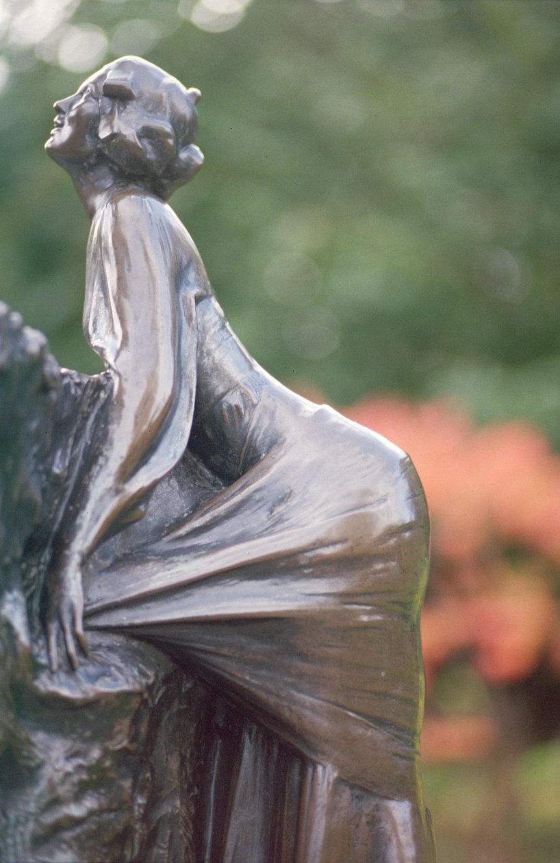 Wendy, detail van het standbeeld van Peter Pan, 1912 (brons) (detail) door George James Frampton