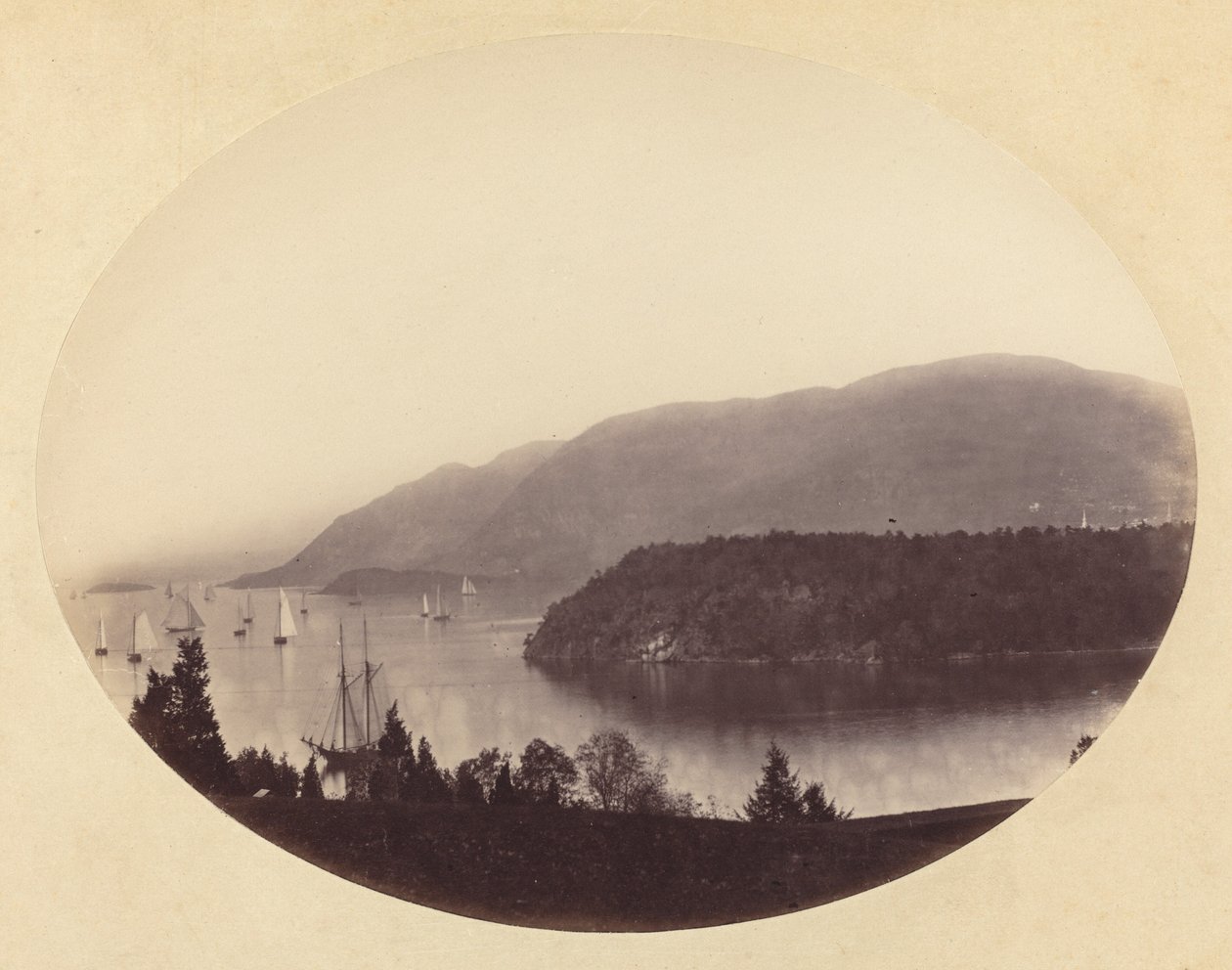 Vanaf Trophy Point, West Point, Hudson River, ca. 1867-1868 door George K Warren