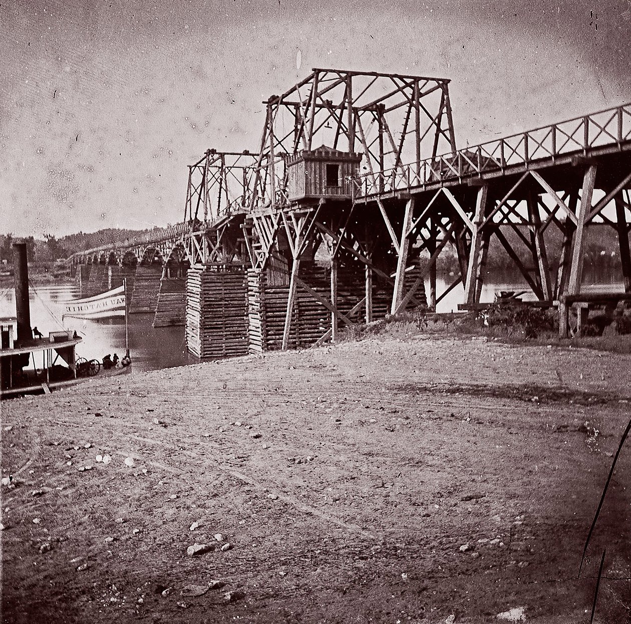 Brug over de Tennessee-rivier bij Chattanooga, ca. 1864 door George N. Barnard
