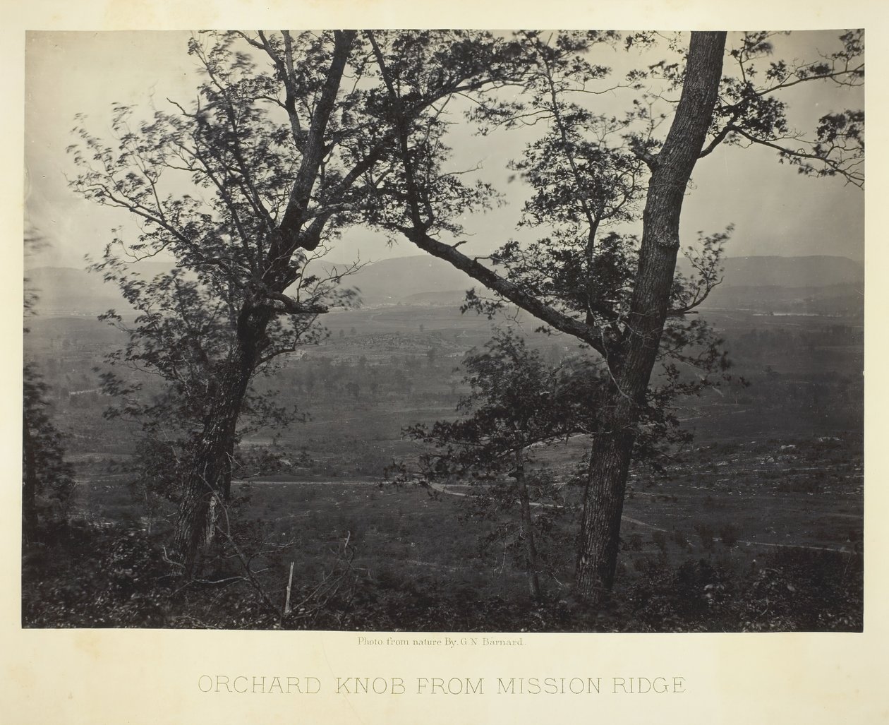 Orchard Knob vanaf Mission Ridge door George N. Barnard