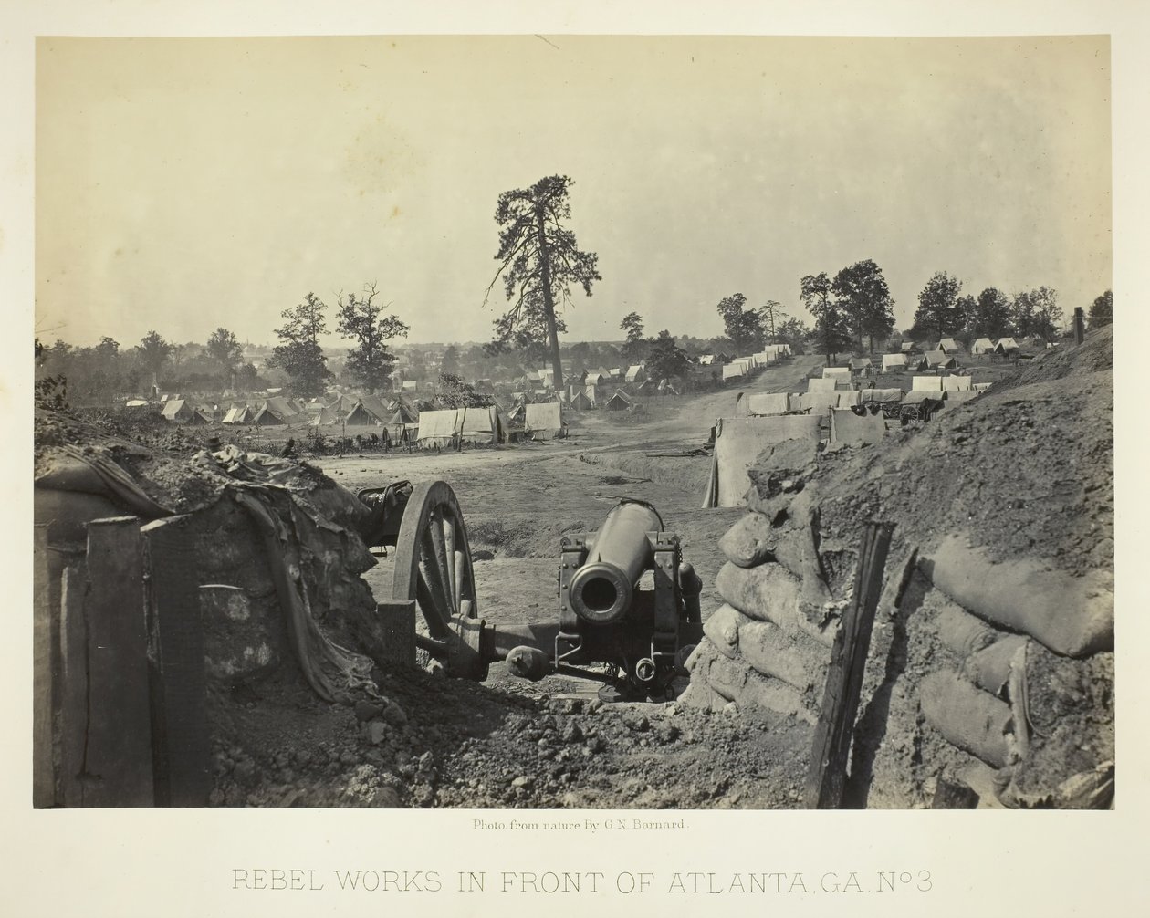 Rebellenwerken voor Atlanta, GA, Nr. 3, 1864 door George N. Barnard