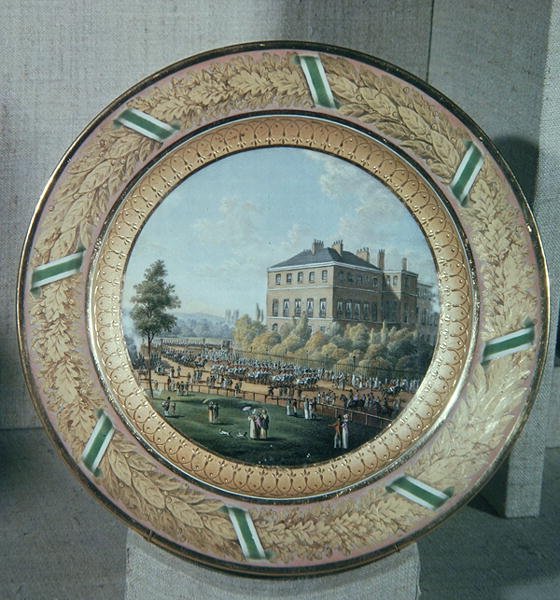 Meissen bord, versierd met een scène van Apsley House met een parade van cavaleriesoldaten, c.1818 door German School