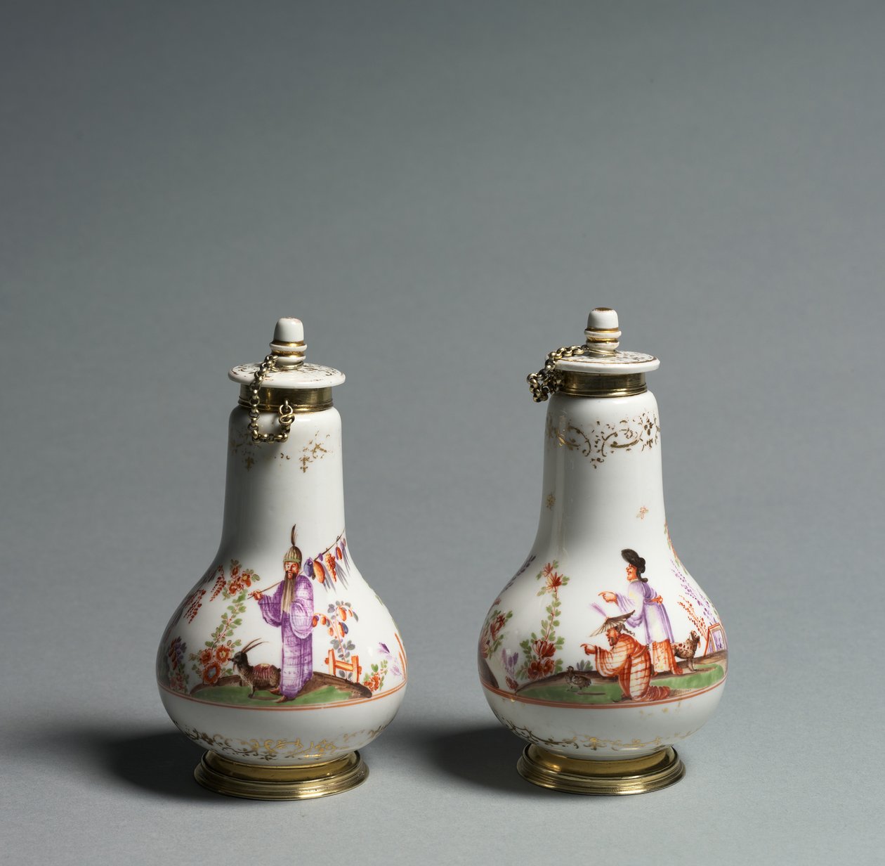 Gedekte fles, fabrikant Meissen Porselein Fabriek, Duitsland, ca. 1720-1723 door German School