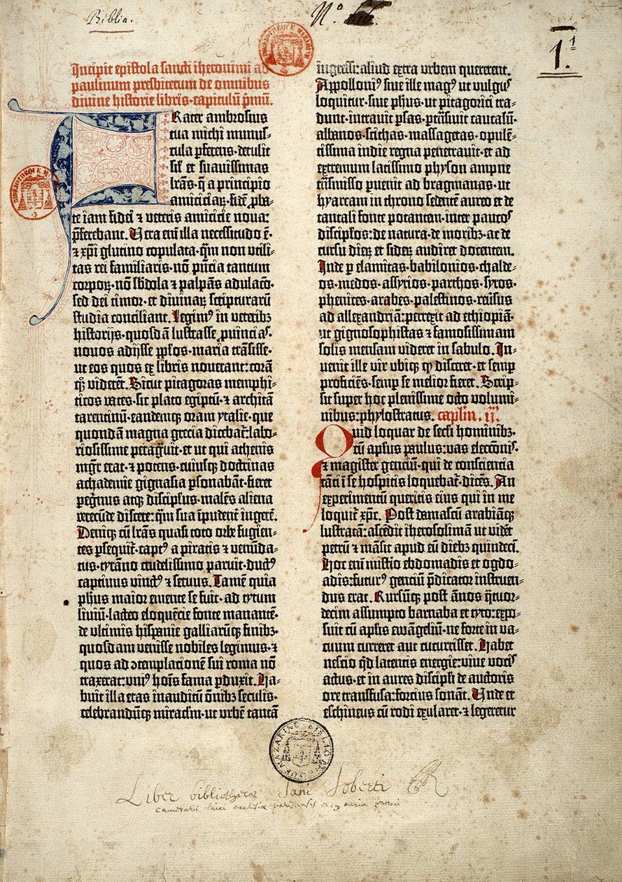 Eerste pagina van de Bijbel in het Latijn (vulgata) van Gutenberg, voorbereid in Mainz 1452 - 1454. Het begin van de brief van Sint Hiëronymus aan de priester Paulinus over alle boeken van de Heilige Schrift door German School