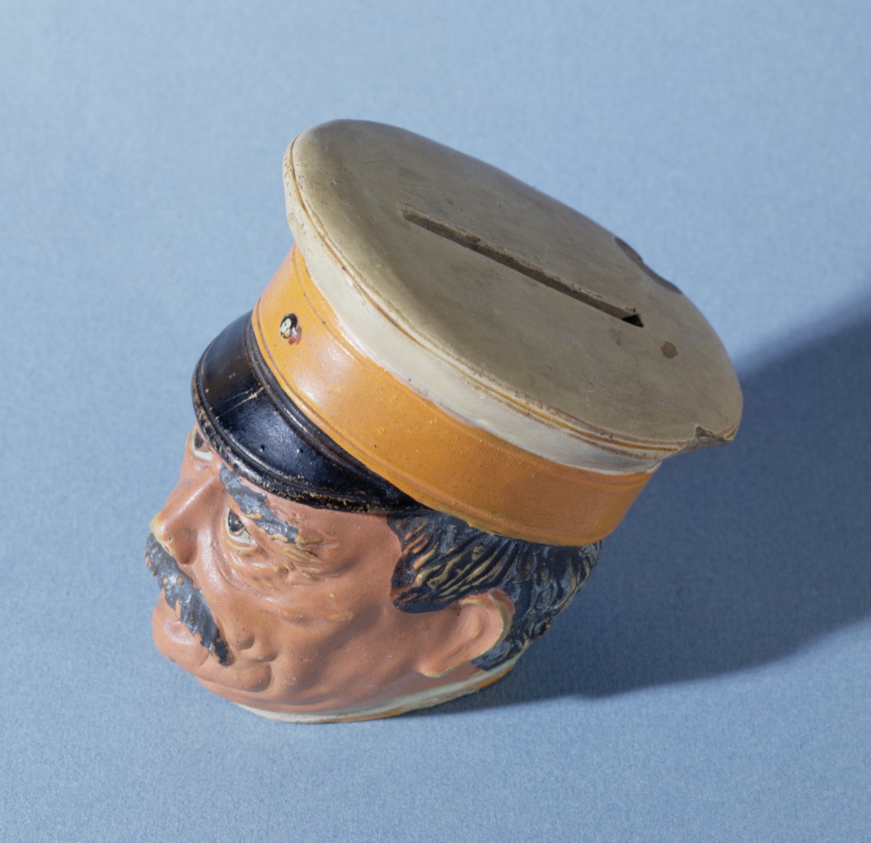 Spaarpot in de vorm van kanselier Otto von Bismarck (1815-98) door German School