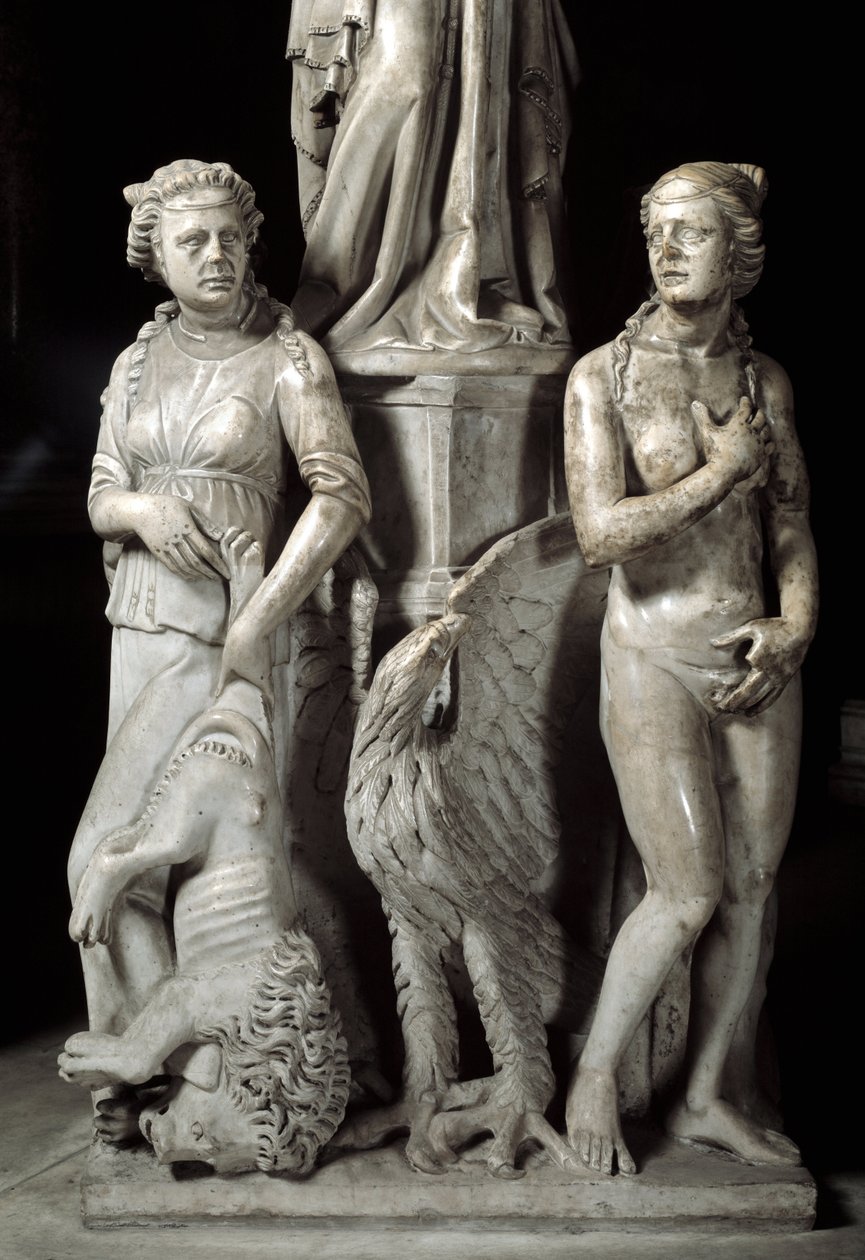 Detail van de gebeeldhouwde groepen die de preekstoel ondersteunen, twee kardinale deugden door Giovanni Pisano