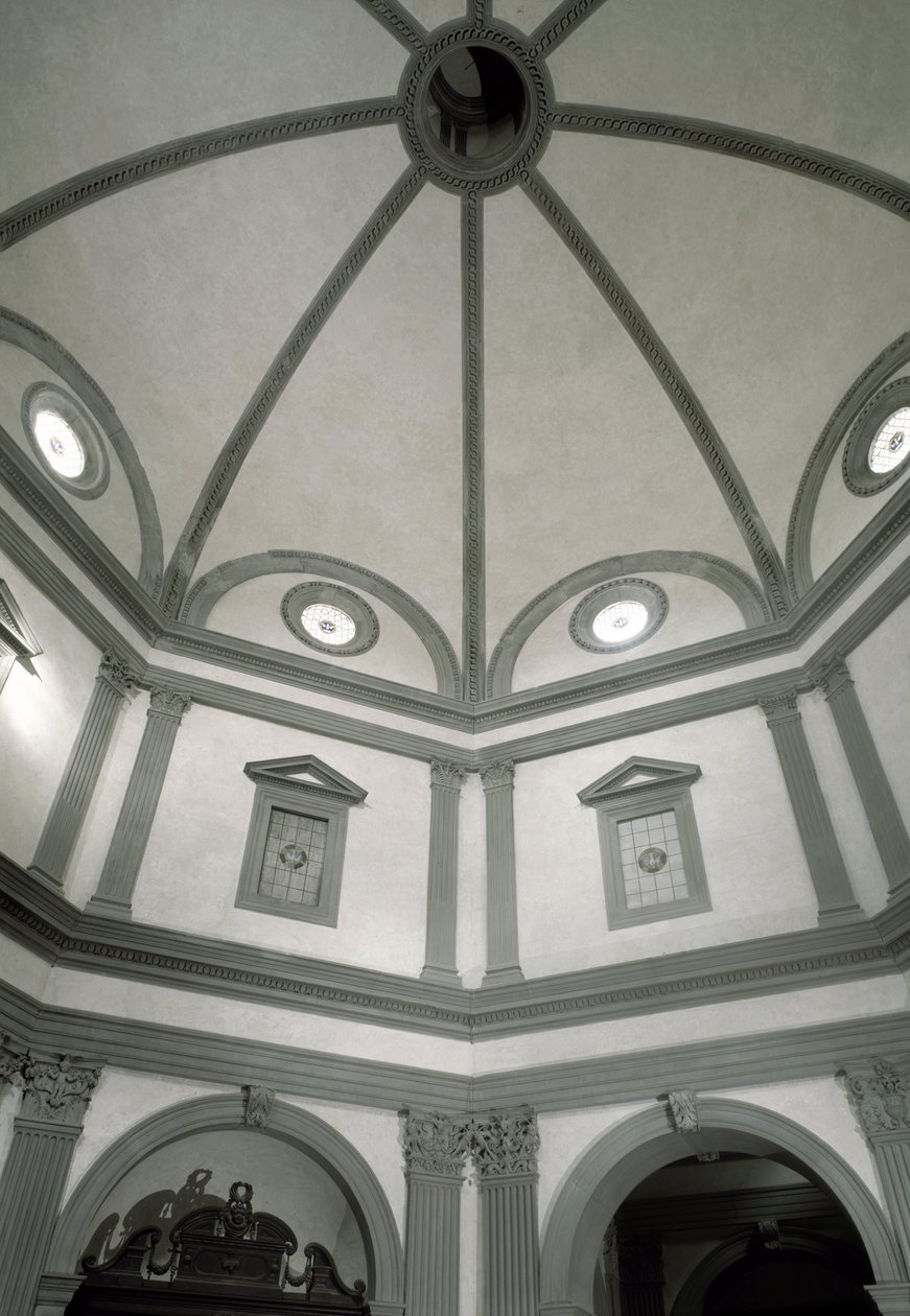 Gezicht op de achthoekige sacristie gebouwd naar een ontwerp van Giuliano da Sangallo door Giuliano Giamberti da Sangallo