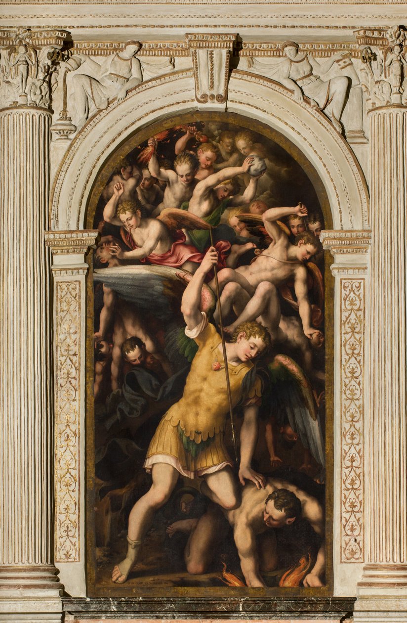 Noord Transept, Altaar van St. Michael de Aartsengel, Aartsengel Michael doodt het kwaad, Giulio Campi 1566 door Giulio Campi