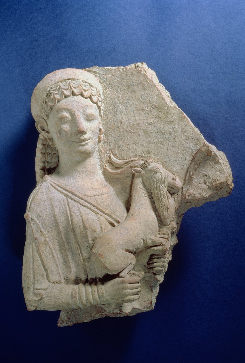 Reliëf van een vrouw die een geit vasthoudt, Archaïsche periode, c.500 v.Chr. door Greek