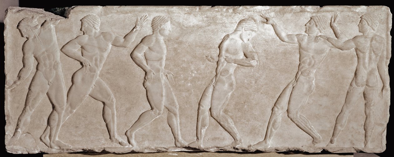 Marmeren reliëf van een grafkouros die zes atleten voorstelt door Greek