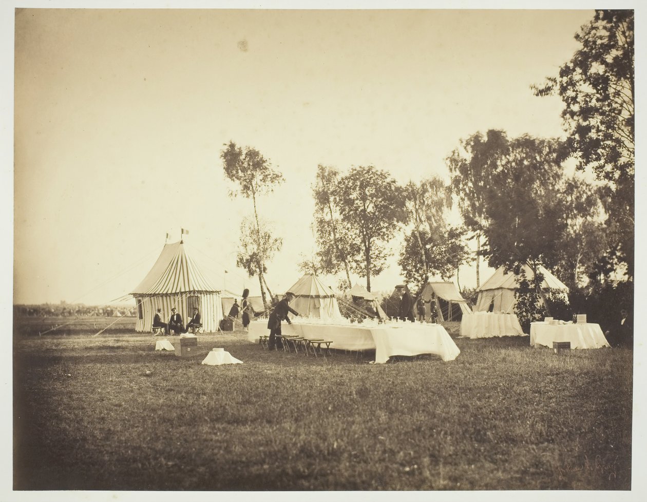 Voorbereiding van de tafel van de keizer, Camp de Châlons, 1857 door Gustave Le Gray