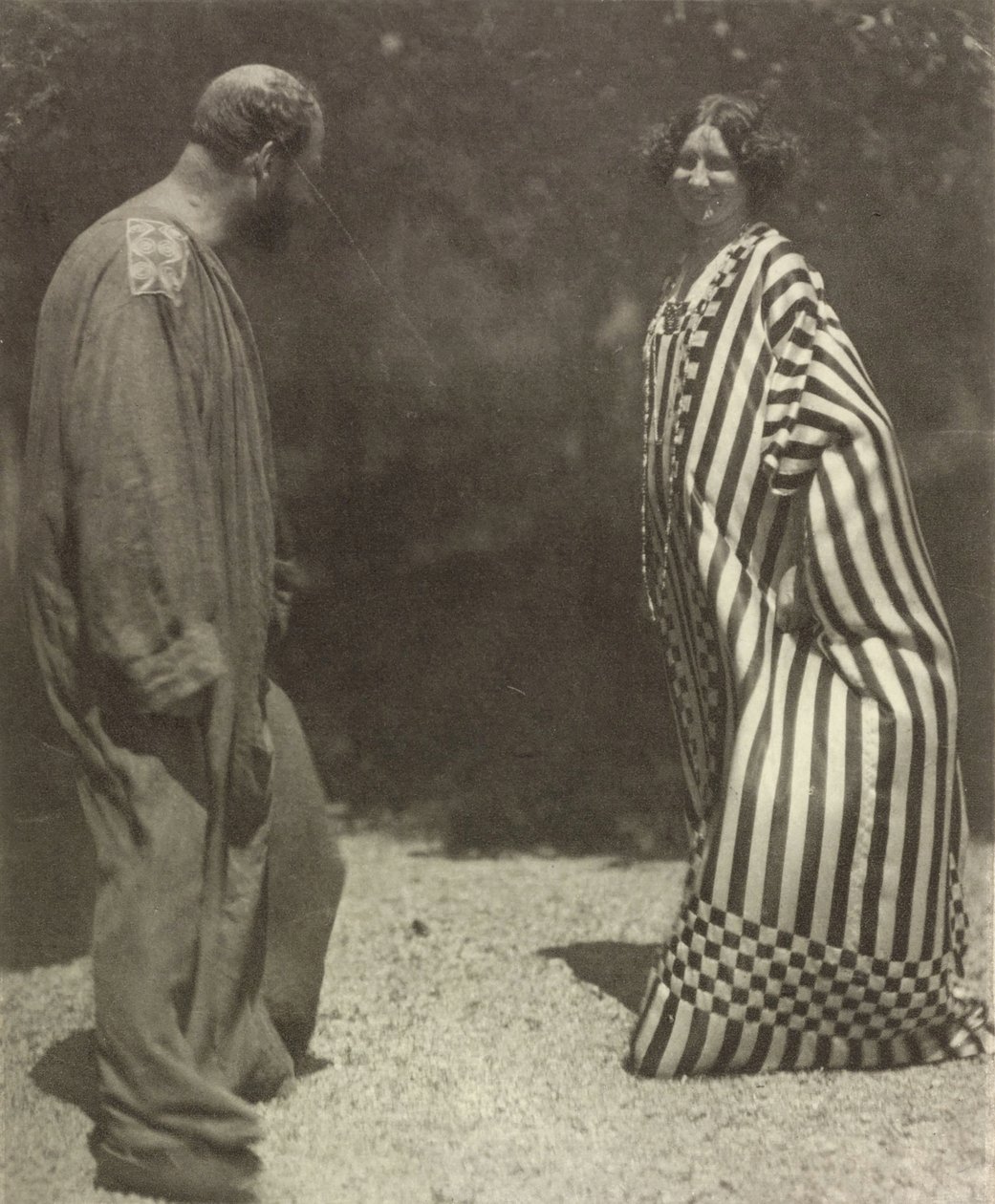 Gustav Klimt en Emilie Flöge, ca. 1909 door Heinrich Böhler