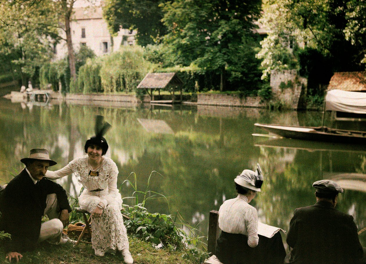 Maaltijd aan de oever van de rivier bij Montigny, Frankrijk, c.1920-25 door Henri Chouanard