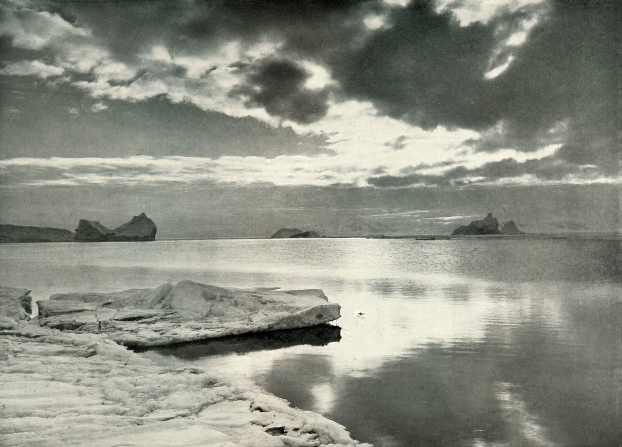 Het vallen van de lange poolnacht, ca. 1910-1913 door Herbert Ponting