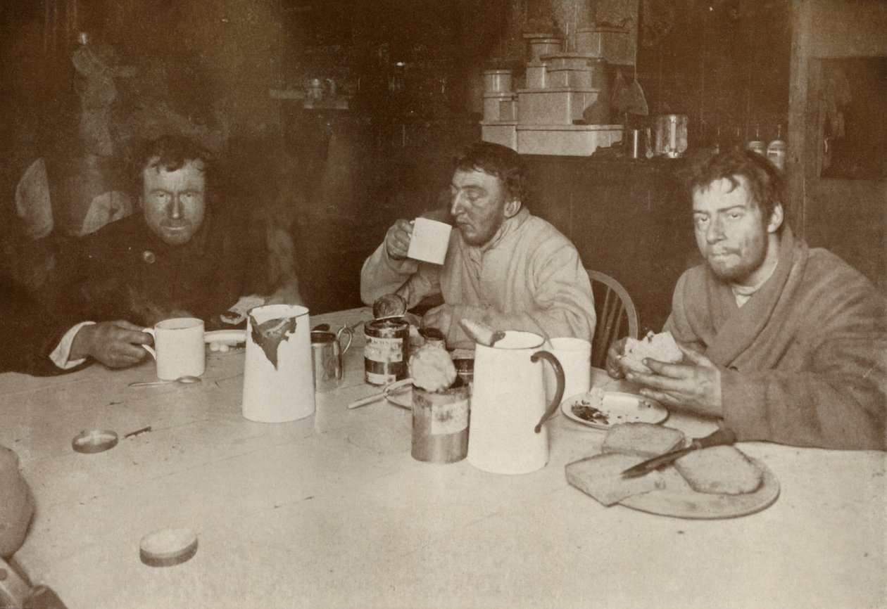 Wilson, Bowers en Cherry-Garrard bij hun terugkeer van Cape Crozier, 1 augustus 1911, 1913 door Herbert Ponting