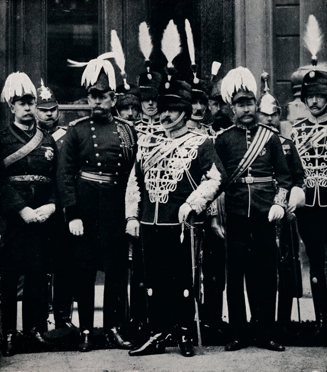 De toekomstige koning Edward VII en officieren van de Queens Own Oxfordshire Hussars, 1897 1911 door Hills and Saunders