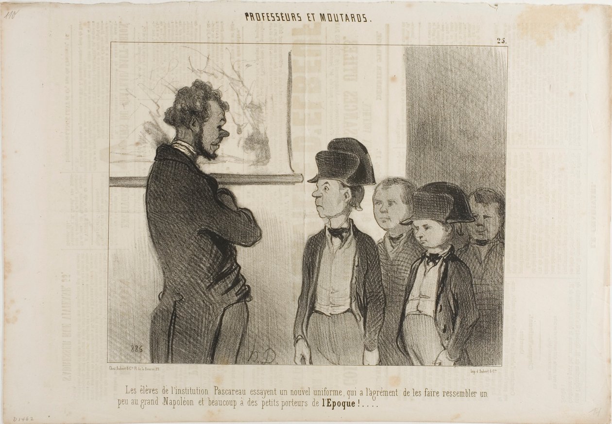 De leerlingen van het Pascareau Instituut proberen hun nieuwe schooluniform uit waardoor ze een beetje op de grote Napoleon lijken en veel op kleine krantenjongens, plaat 25 van Professeurs Et Moutards door Honoré Victorin Daumier