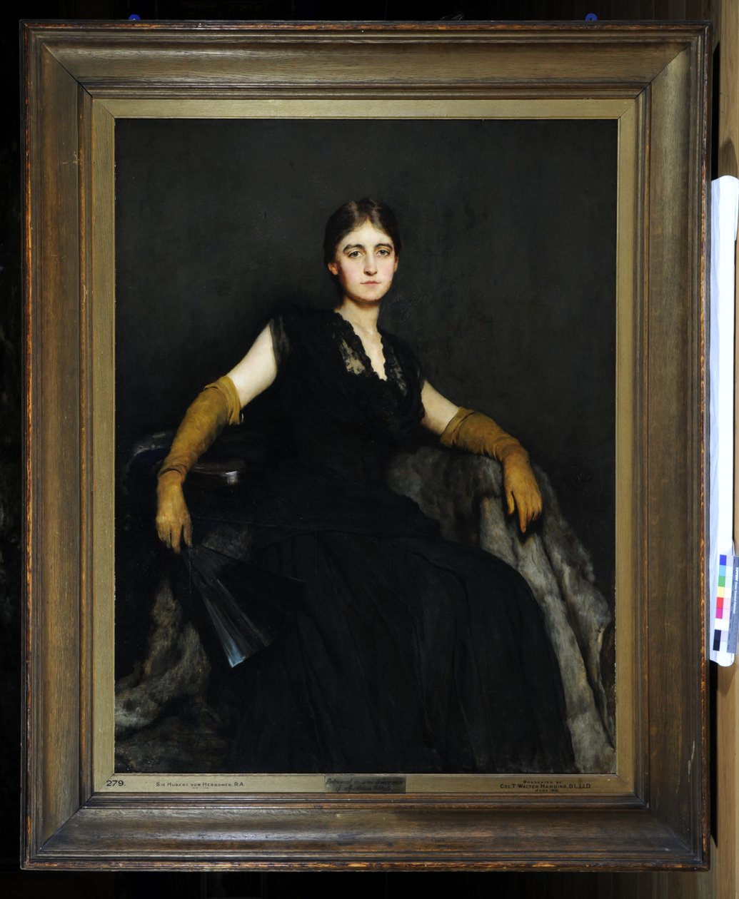 Betoverd, of Dame in Zwart door Hubert von Herkomer