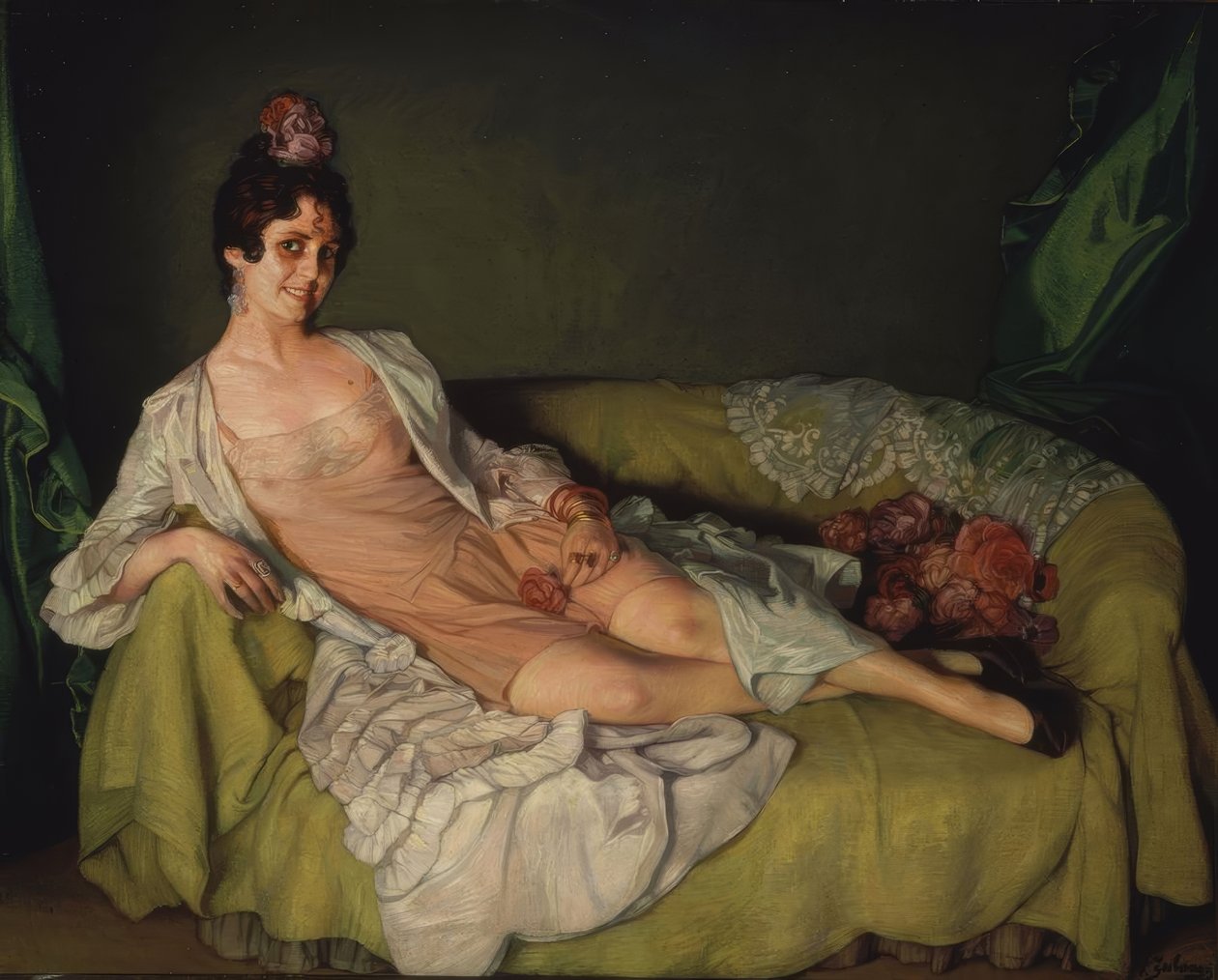(Vrouw liggend in een stoel in combinatie en badjas) door Ignacio Zuloaga y Zabaleta