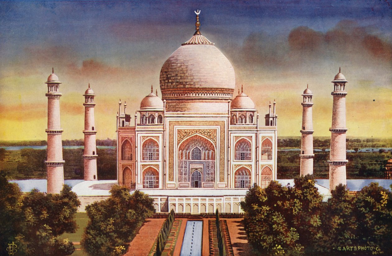 Agra: Taj Mahal, algemeen beeld (kleurenfoto) door Indian photographer