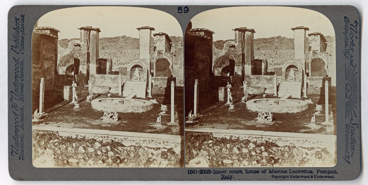 Het huis van Marcus Lucretius, Pompeii, uit The Underwood Travel Library, 1895 door Italian Photographer