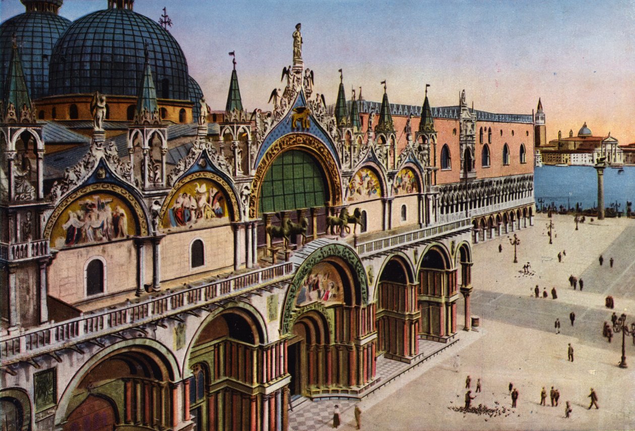 Venezia / Venetië: gevel van de basiliek gezien vanaf de Torre dell