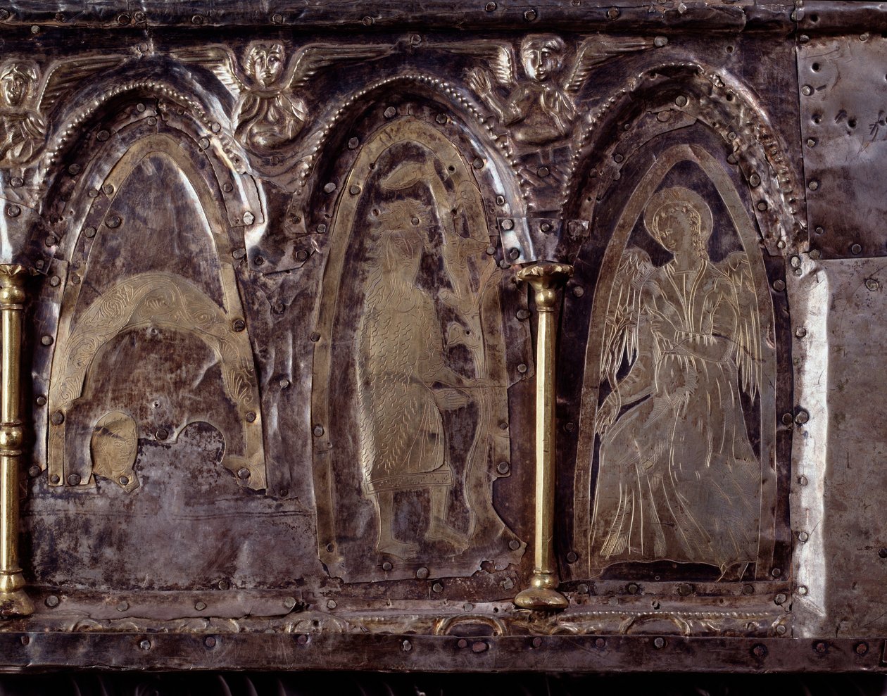 Ark van Barbarossa, met scènes uit het leven van Johannes de Doper (hout, zilverblad en stenen) door Italian School
