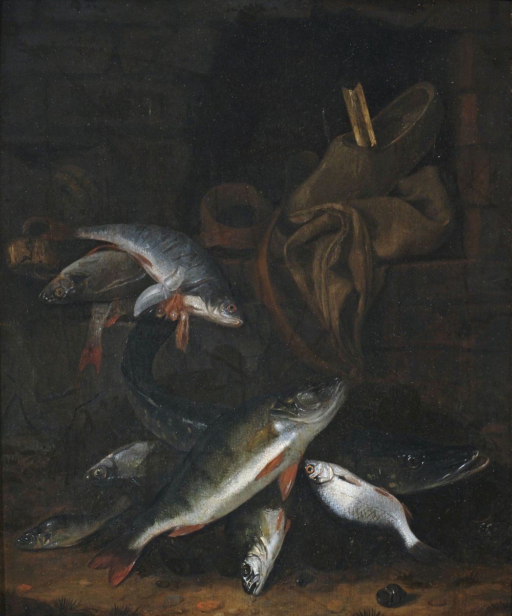 Visstilleven met snoek en brasem op een muur door Jacob Gillig
