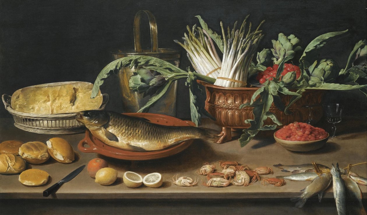 Stilleven met een vis op een terracotta bord, trossen asperges, artisjokken en kersen in een geschulpte schaal, samen met een halve kaas in een mand, broodjes, fraises de bois, citroenen, sinaasappels en krabben allemaal gerangschikt op een tafelblad door Jacob Van Es