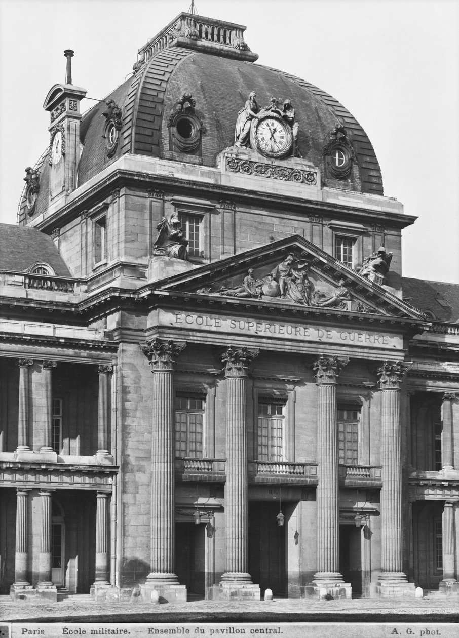 Ecole Militaire, het hoofdgebouw, 1751-73 door Jacques Ange Gabriel