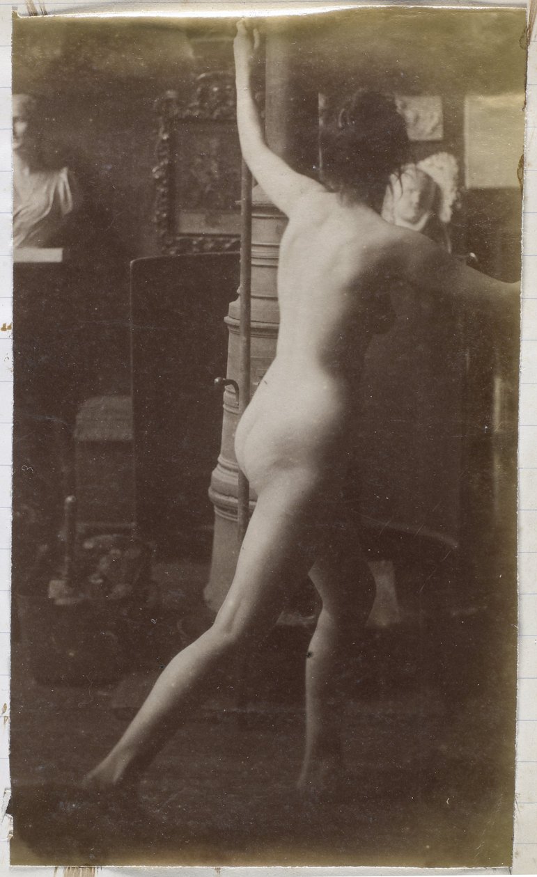 Studie van een vrouwelijk naaktmodel, op de rug gezien, in het atelier van Jacques de Lalaing door Jacques Lalaing (attributed to)
