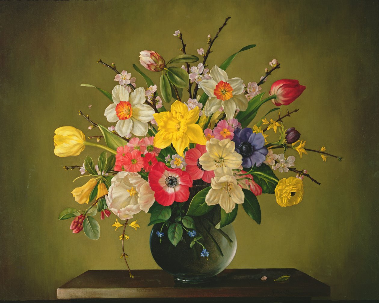 Narcissen, anemonen, tulpen, forsythia, rododendron en appelbloesem in een glazen vaas door James Noble