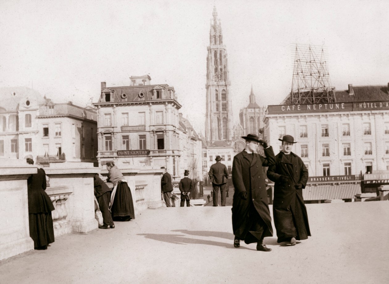 Priesters, Antwerpen, 1898 door James Batkin