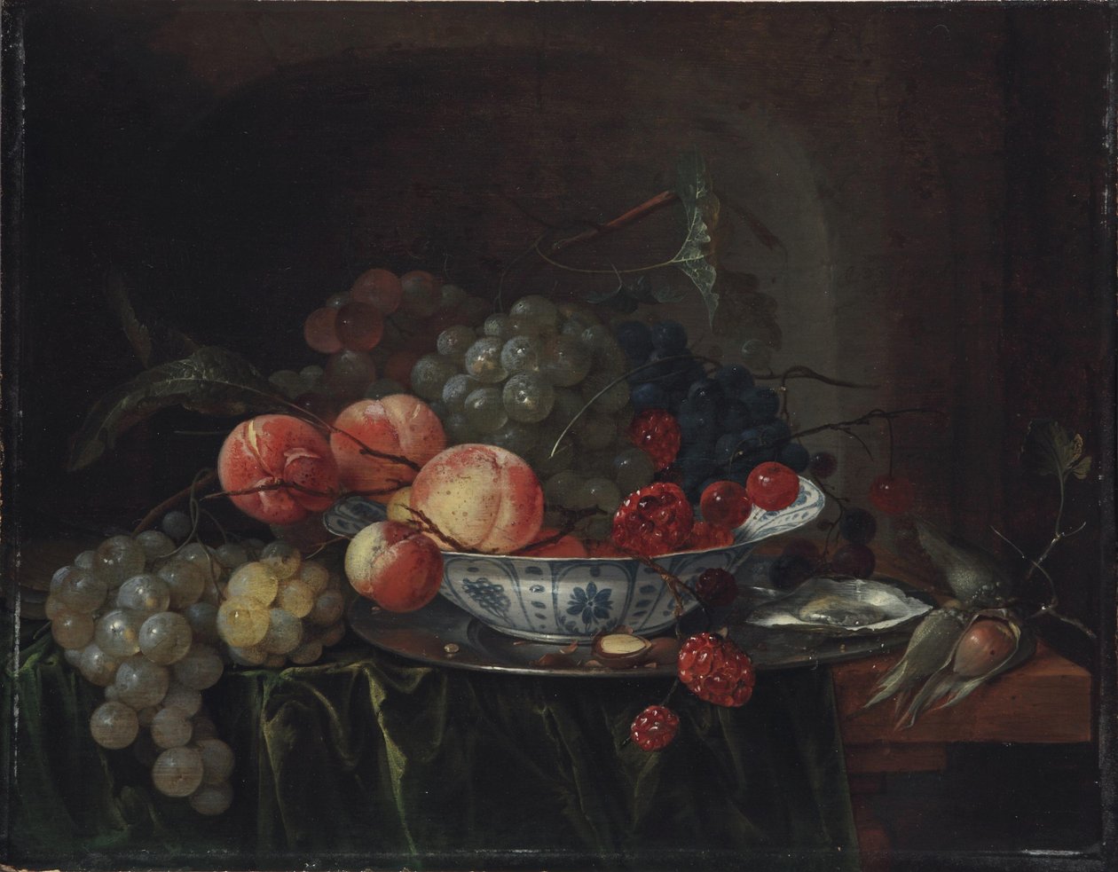 Duits: Kleines Früchtestillleben in einem Porzellanteller Stilleven van fruit in een Wan-Li kom door Jan Davidsz. de Heem