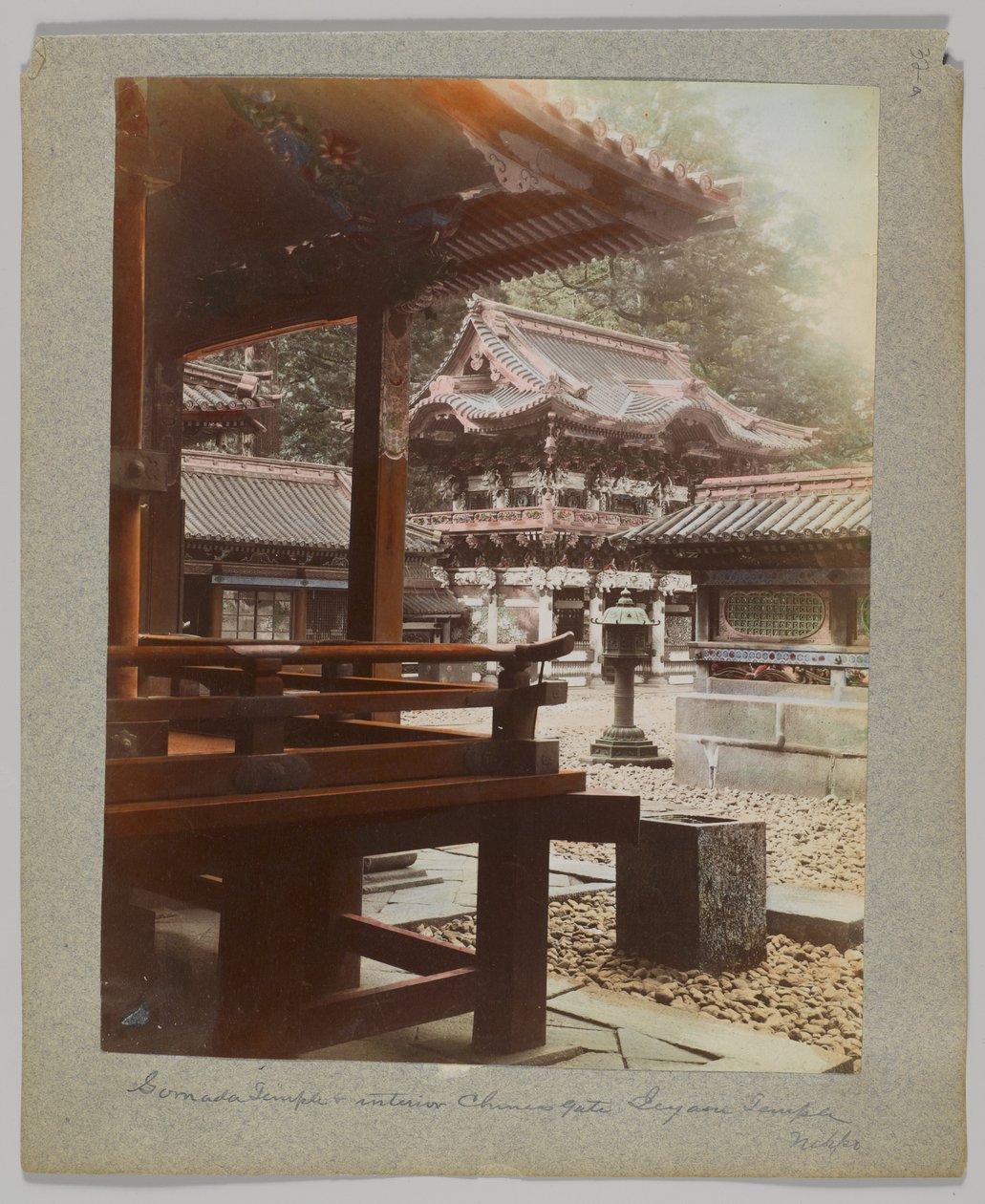 Binnenpoort bij Tōshō-gū, Nikko, Japan door Japanese Photographer