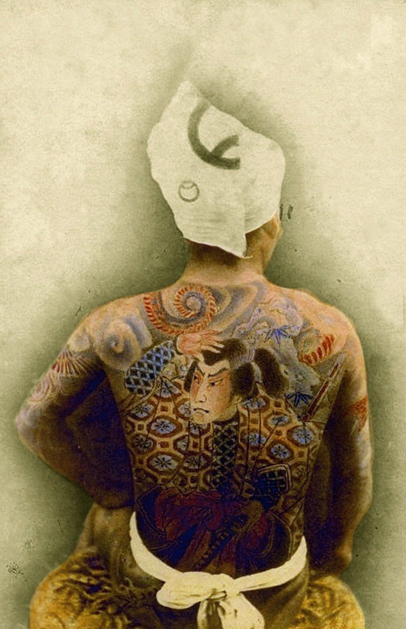 Man met traditionele Japanse Irezumi-tatoeage, ca. 1880 door Japanese Photographer