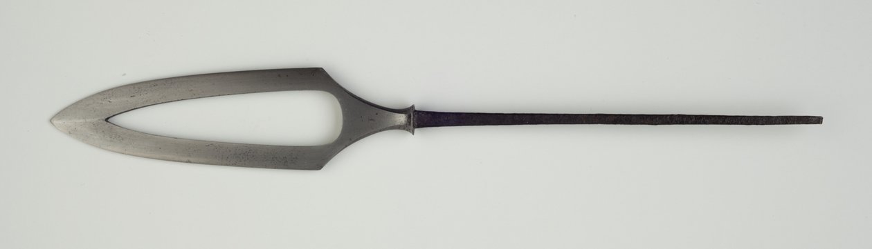 Yanone (pijlpunt) van plat type (hirane) met doorboord ontwerp door Japanese School