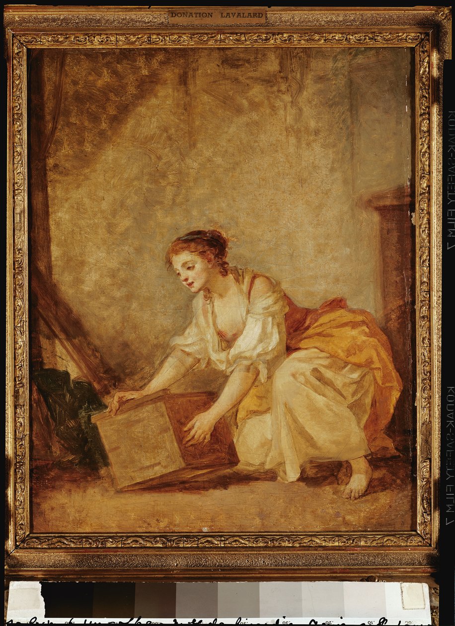 Een jong meisje dat een kist optilt door Jean-Baptiste Greuze