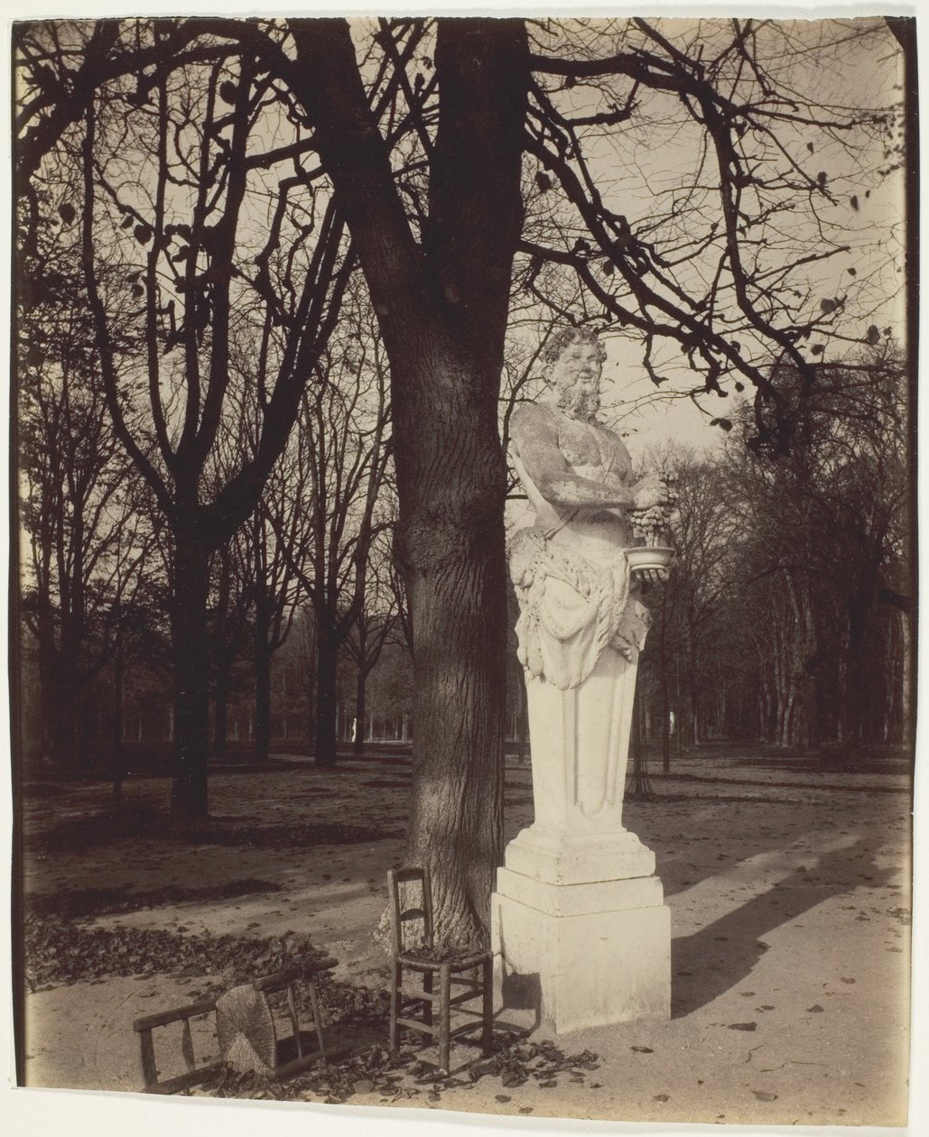 Versailles, Park hoek door Jean Eugène Auguste Atget