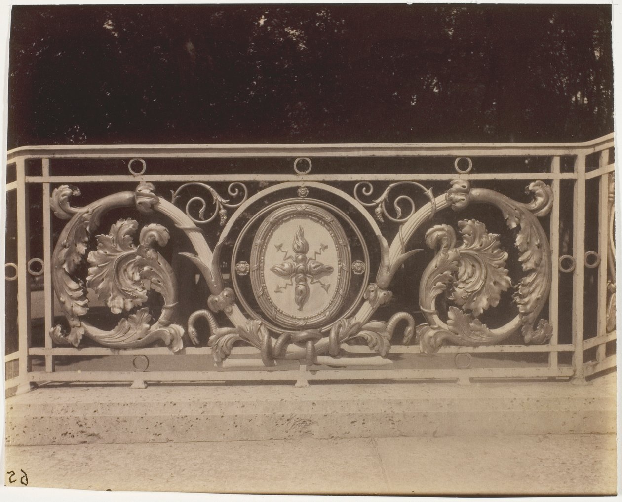Versailles, Grand Trianon door Jean Eugène Auguste Atget
