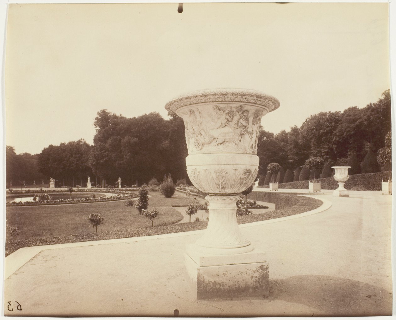 Versailles, Vaas van Cornu door Jean Eugène Auguste Atget