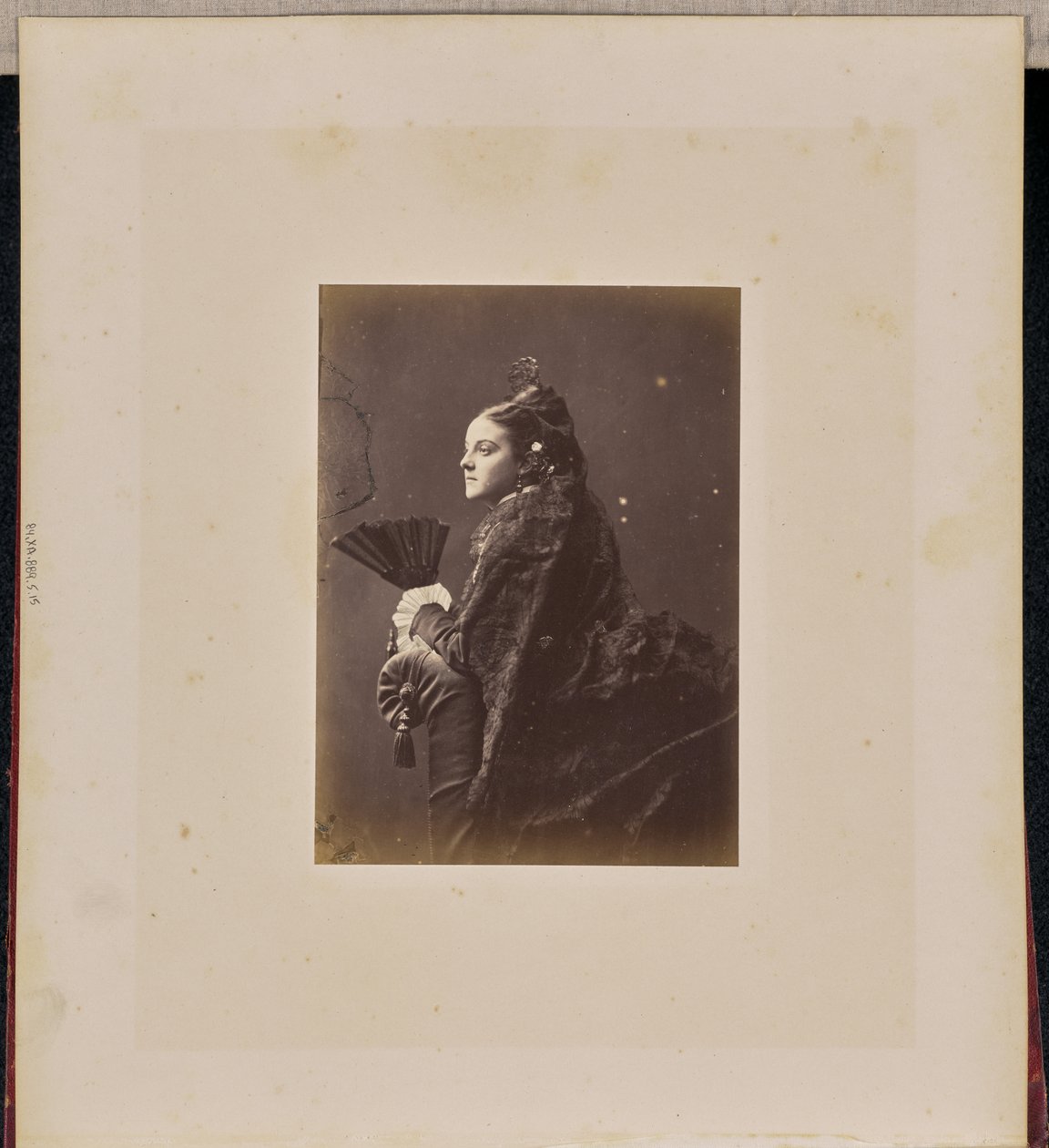 [Portret van een vrouw]. door Jean Pierre Bertrand Eugène Pégot Ogier