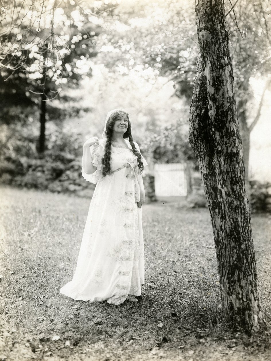 Grace Duffy Boylan moeder van Malcolm Stuart Boylan, filmregisseur Hollywood, ca. 1905-17 door Jessie Tarbox Beals