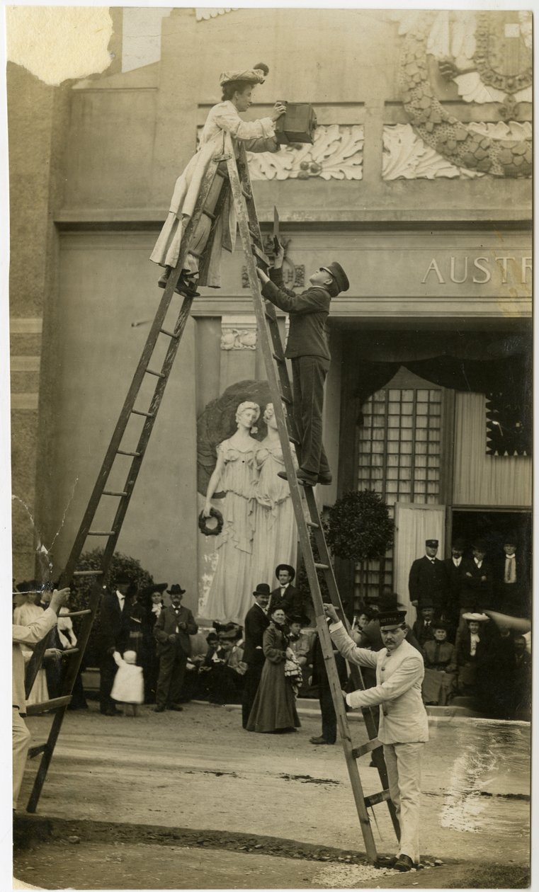 Jessie Tarbox Beals, zelfportret, Wereldtentoonstelling St. Louis door Jessie Tarbox Beals