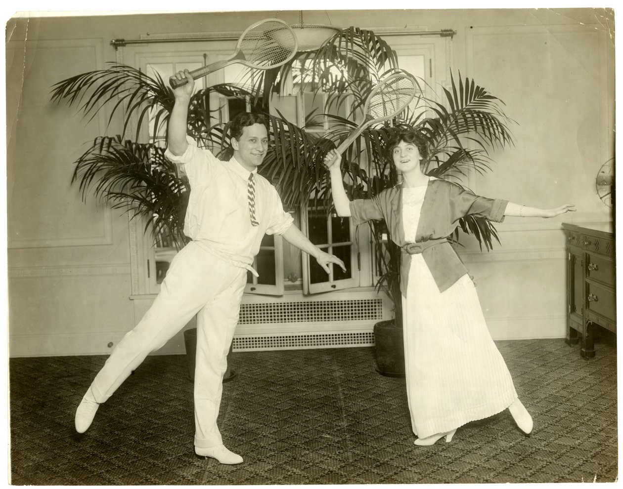 Nieuwe Parijse dansers Señor Sebastian & Mme Mann - ze dansten bij de opening van de Albemarle Hoffman Roof garden, ca. 1905-18 door Jessie Tarbox Beals