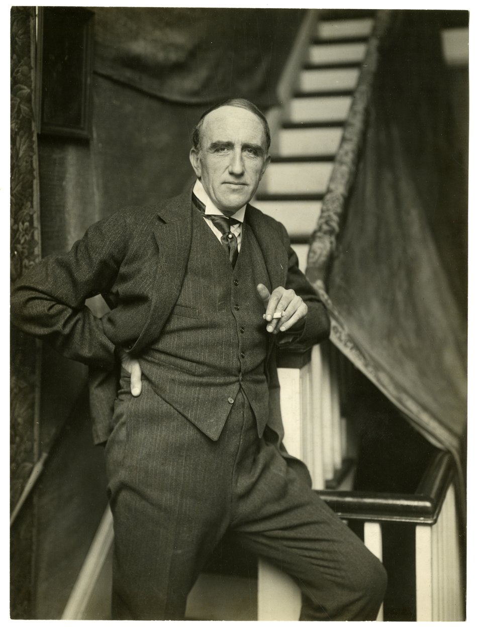 Prins Paul Troubetzkoy, beeldhouwer - van Parijs & Moskou, c.1905-06 door Jessie Tarbox Beals