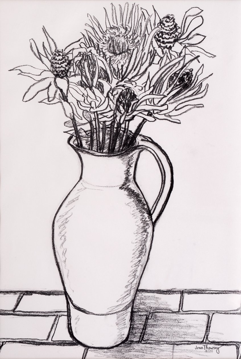 Bruine Kruik met Gedroogde Bloemen door Joan Thewsey
