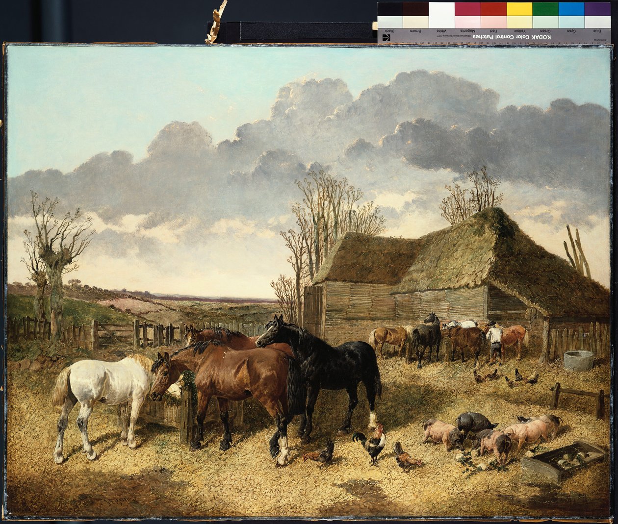 Paarden eten uit een voederbak, met varkens en kippen op een boerenerf door John Frederick Herring Junior